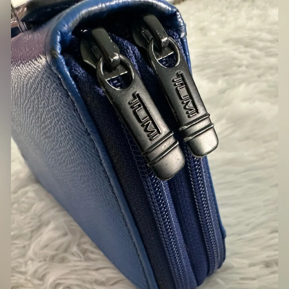 Tumi Horizon Double Zipper‎ Organizer Travel Wallet Clutch